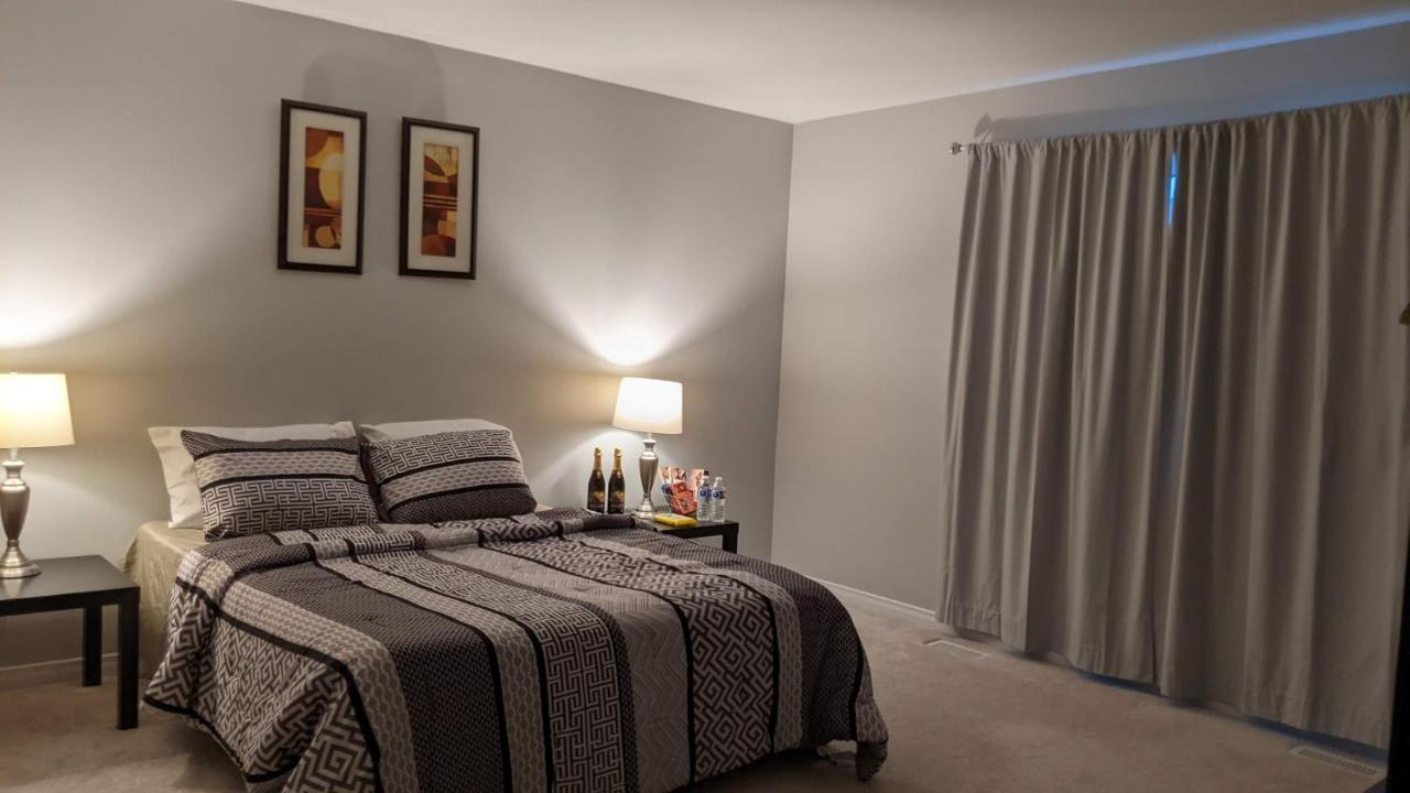 The Warm Welcome Suite Thorold Esterno foto