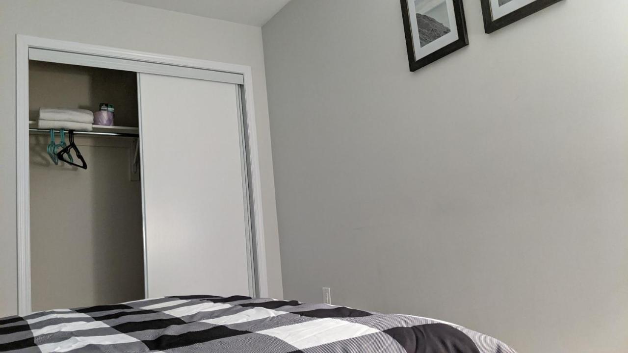 The Warm Welcome Suite Thorold Esterno foto