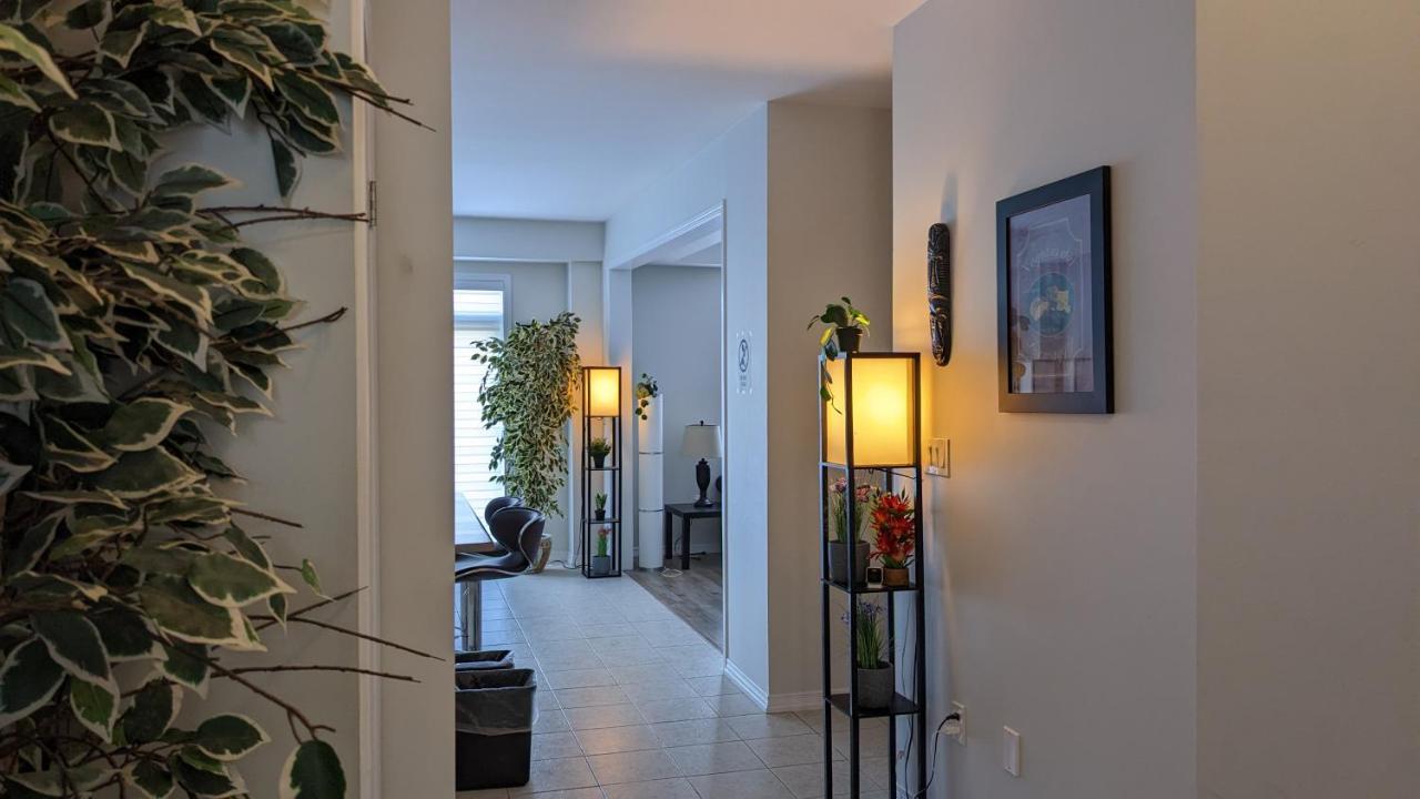 The Warm Welcome Suite Thorold Esterno foto