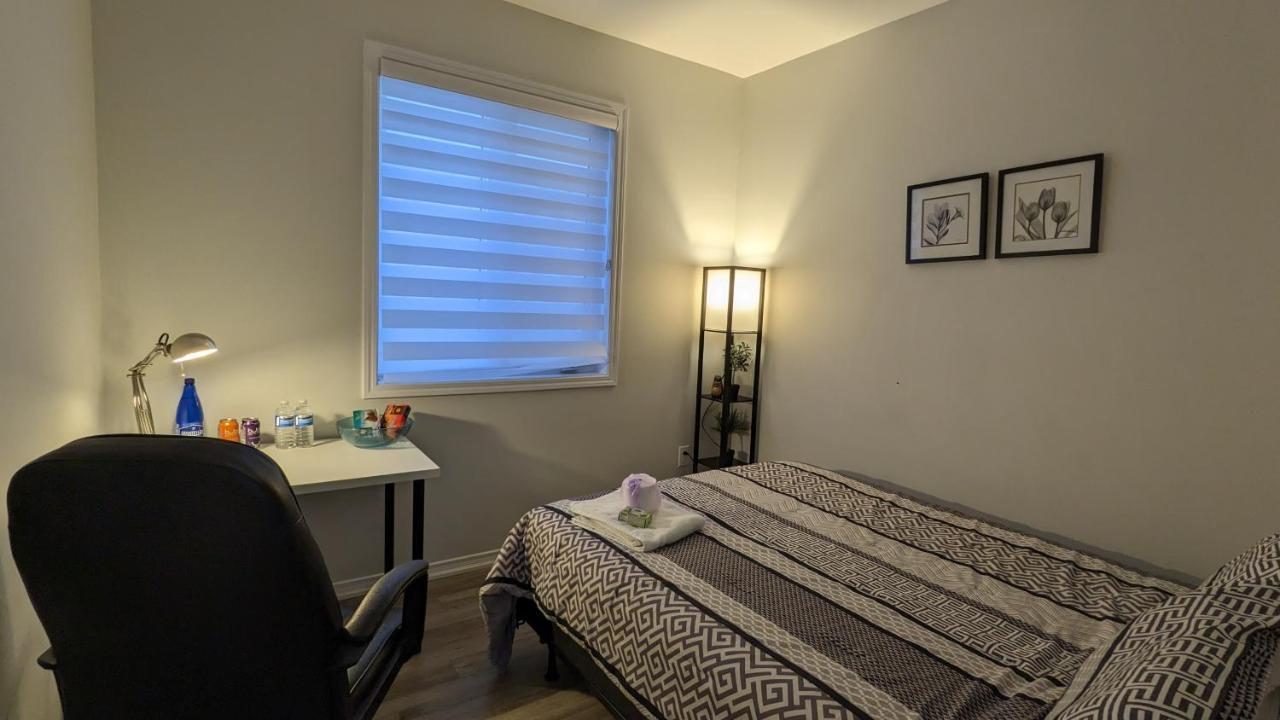 The Warm Welcome Suite Thorold Esterno foto