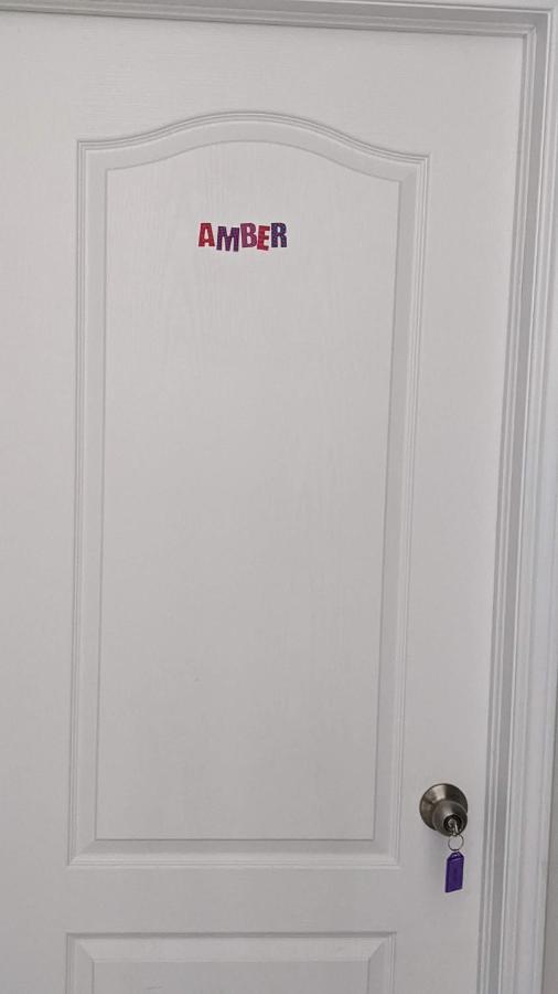 The Warm Welcome Suite Thorold Esterno foto