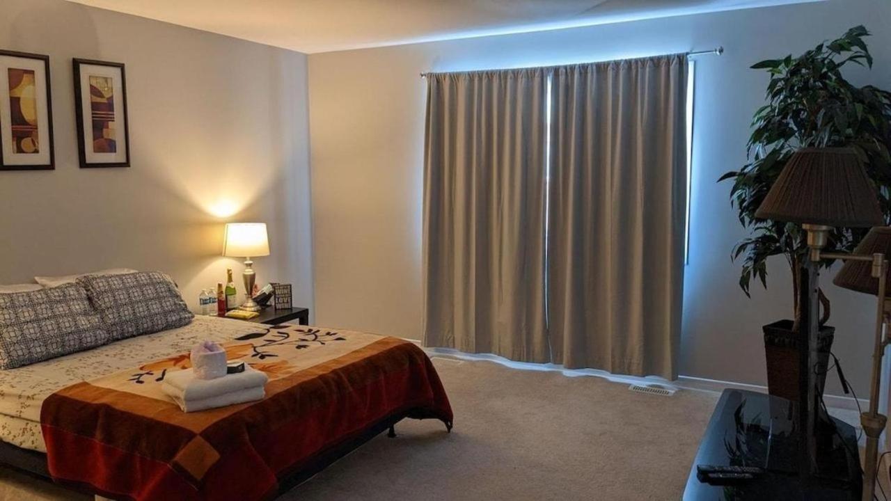 The Warm Welcome Suite Thorold Esterno foto